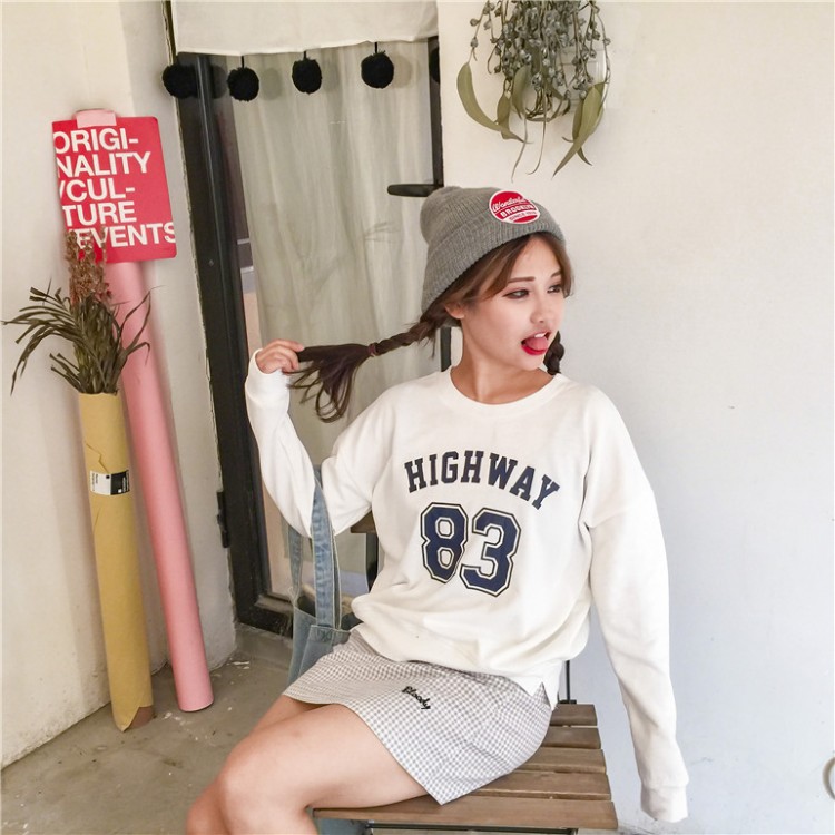 TE6223MDFS Langarm-Sweatshirt im koreanischen Mode-Preppy-Stil mit Buchstabendruck-2